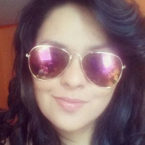 Meet your Posher, Jaquelinee